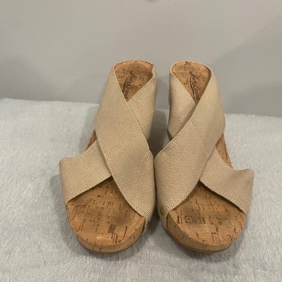 LUCKY Brand cork wedges Stretch Straps Rivots - Picture 2 of 7